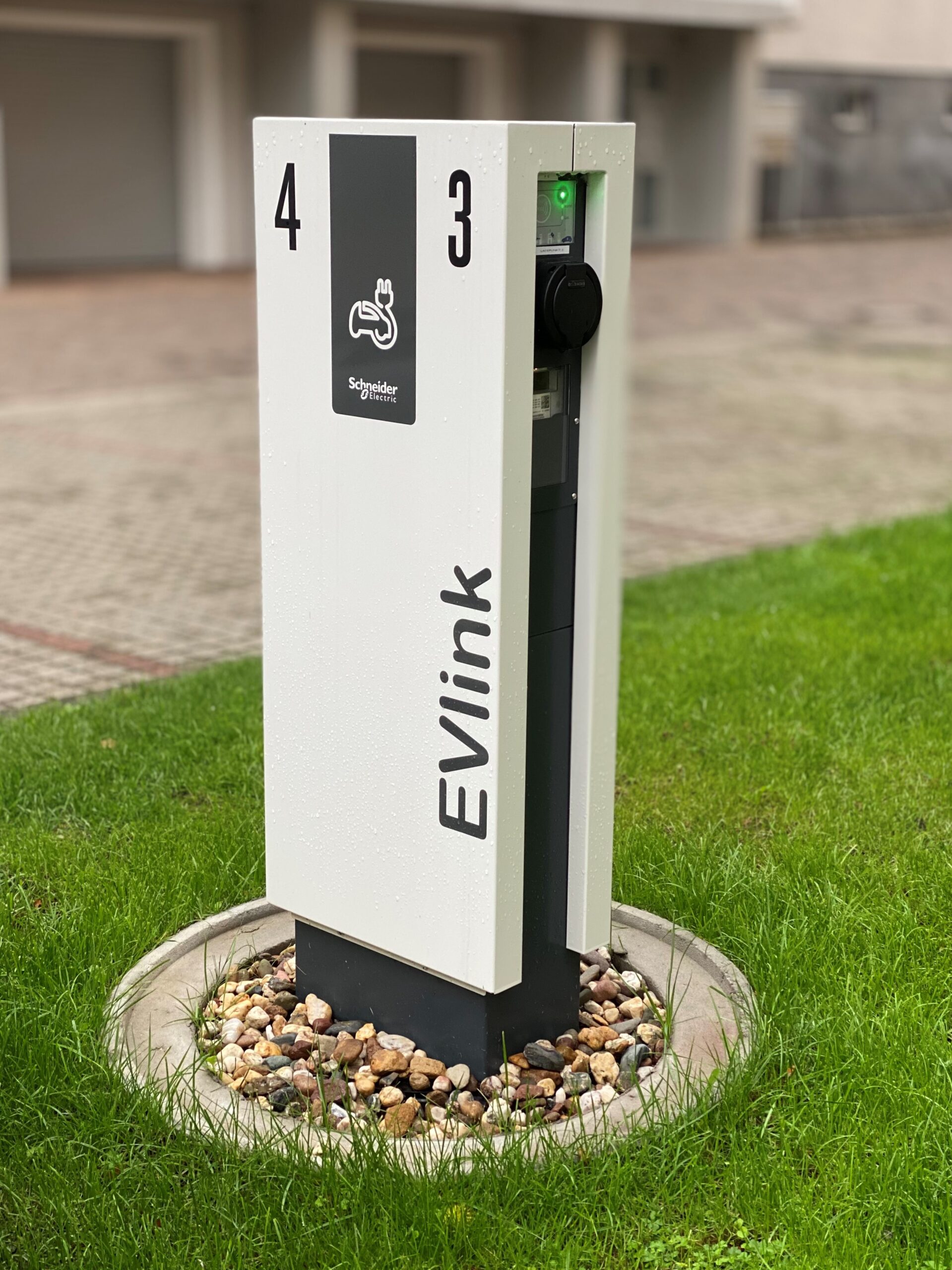 E-Ladesäulen für die Volksbank Magdeburg geplant von I2kt